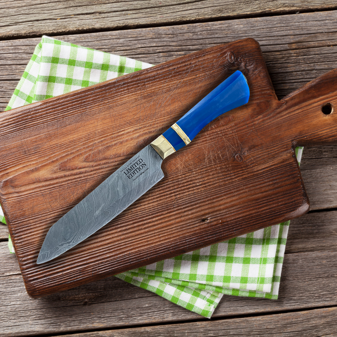 Limited Edition Halalworlddepot Anniversary Damascus Knife - The Ultimate Blend of Style & Performance