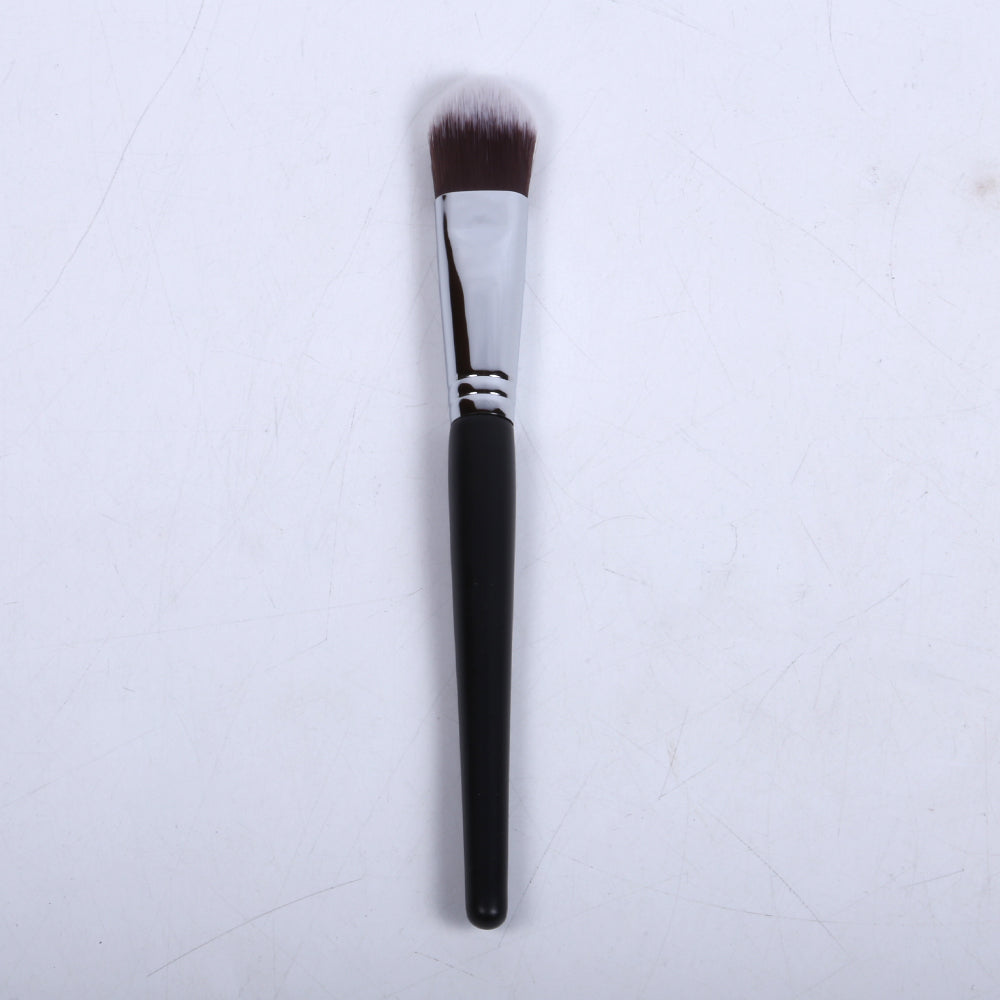 MORPHE OVAL FONDATION BRUSH (M707)