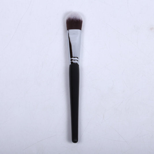 MORPHE OVAL FONDATION BRUSH (M707)
