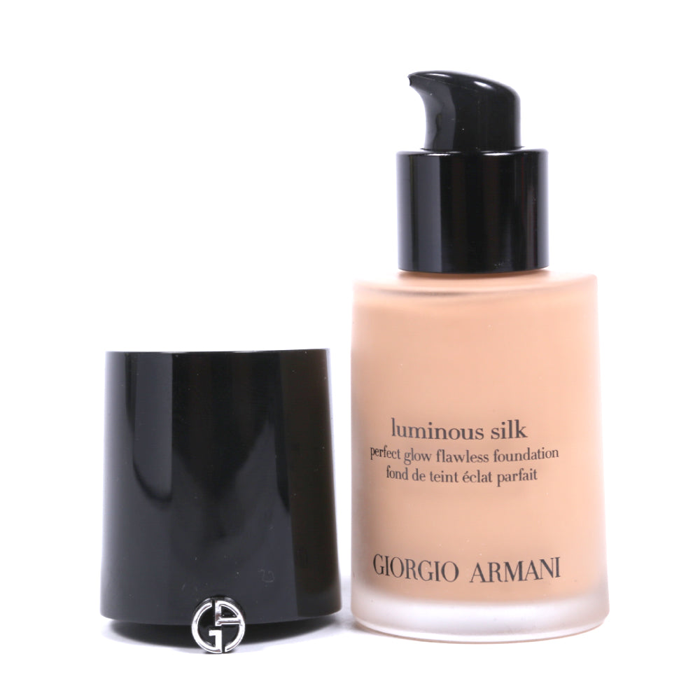 GIORGIO ARMANI SILK FOUNDATION 4.5  PC