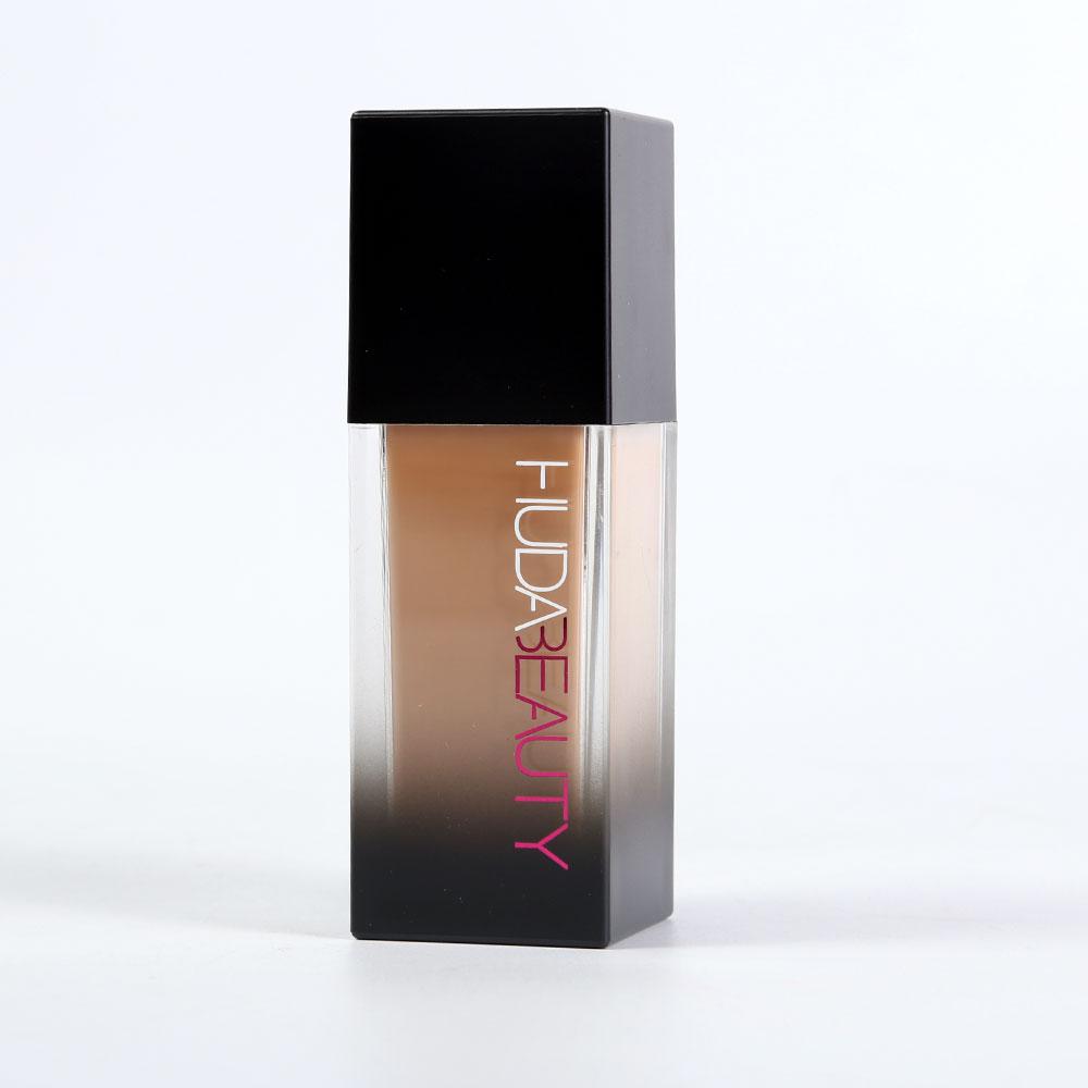 HUDA BEAUTY FOUNDATION LATTE 300N PC