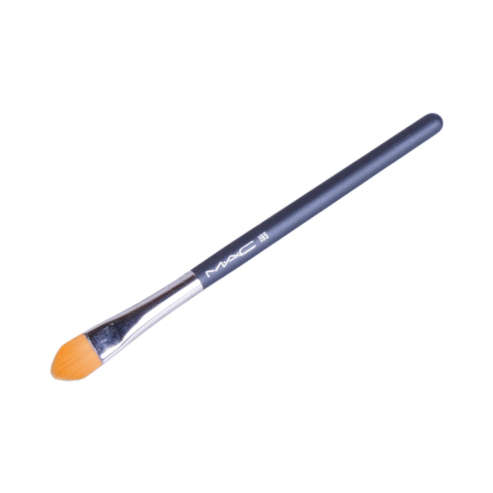 MAC CONCEALER BRUSH 195 PC
