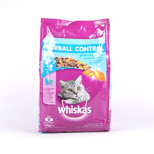 WHISKAS CAT FOOD ADULT CHICKEN TUNA & HAIRBALL 1+YEAR 1.1 KG