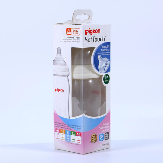 PIGEON BABY FEEDING BOTTLE 240 ML 3M A424