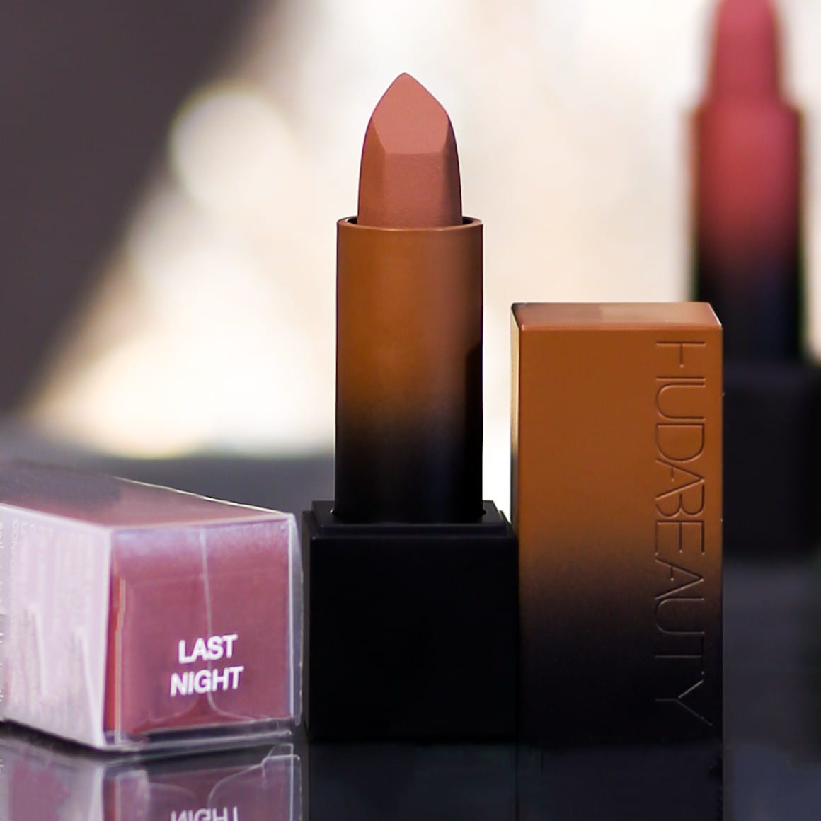 HUDA BEAUTY LAST NIGHT POWER BULLET MATTE LIPSTICK 3G