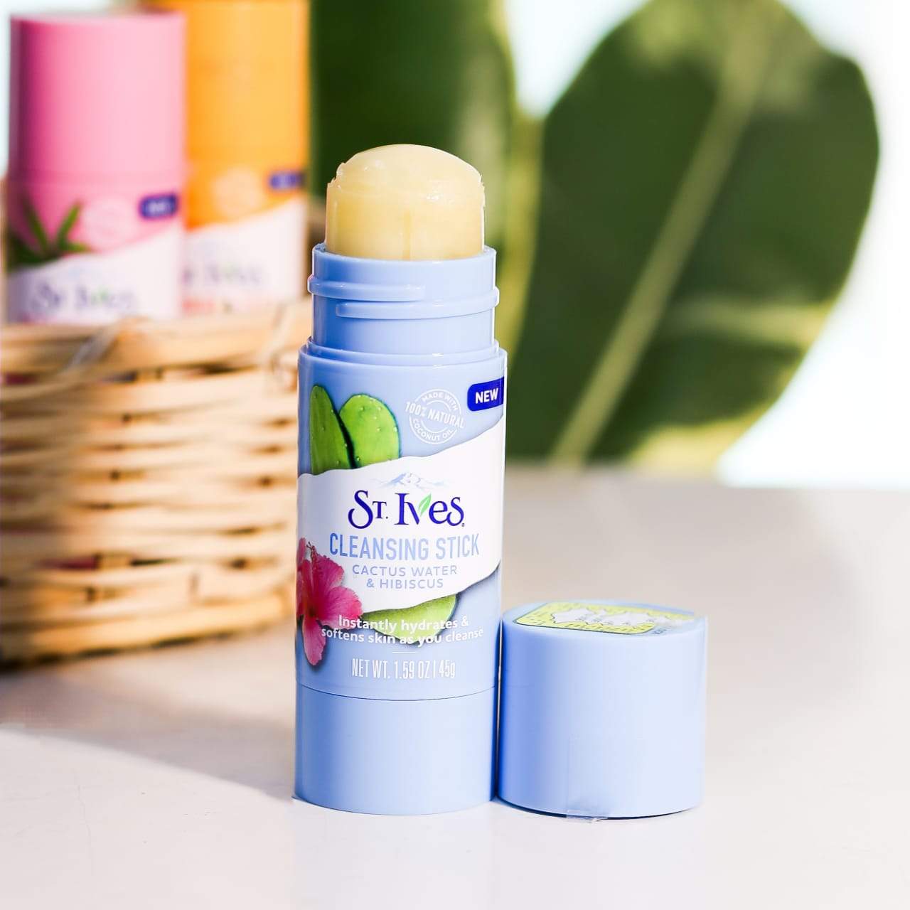 ST.IVES CLEANSING STICK CACTUS WATER AND HIBISCUS 45 GM BASI